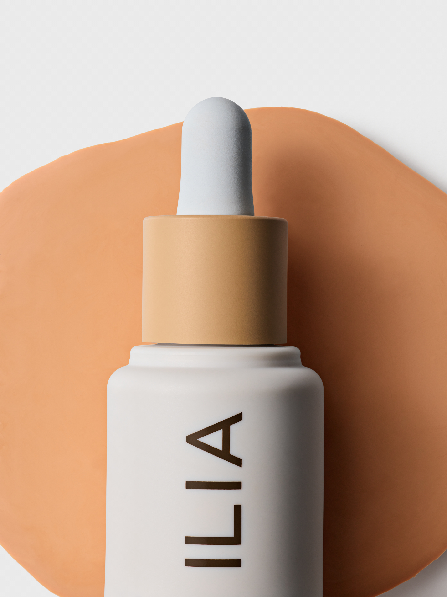 Vinnie Finn Cosmetics Product Photography | Los Angeles commercial photographer | Bright, saturated, modern, graphic | SternRep.com